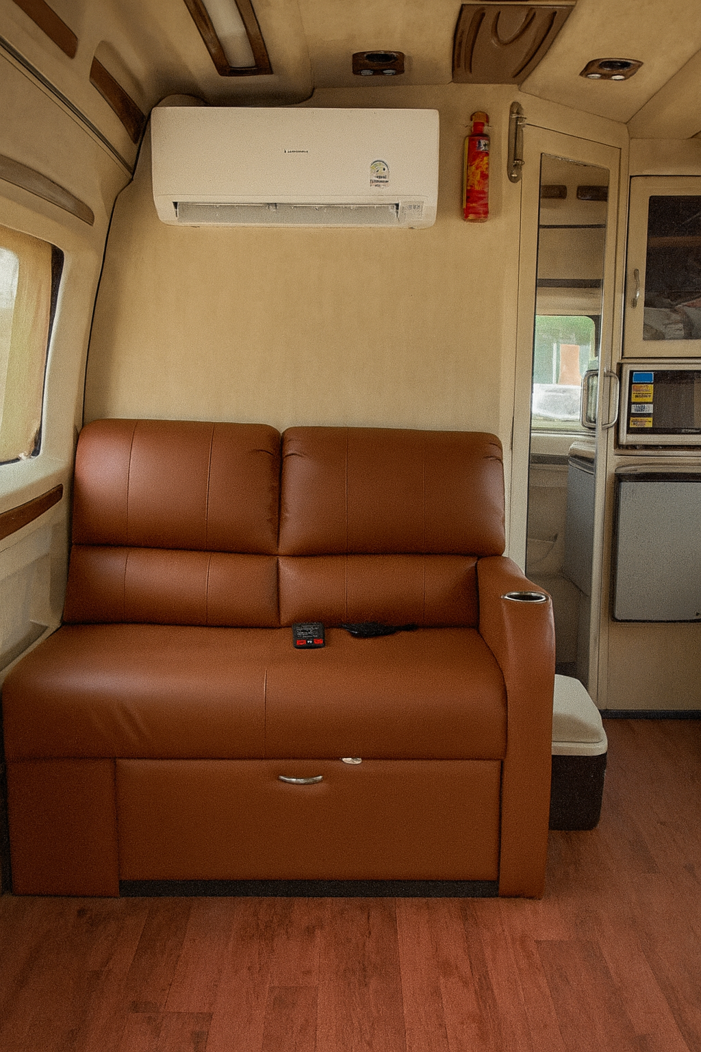 5 Seater Caravan